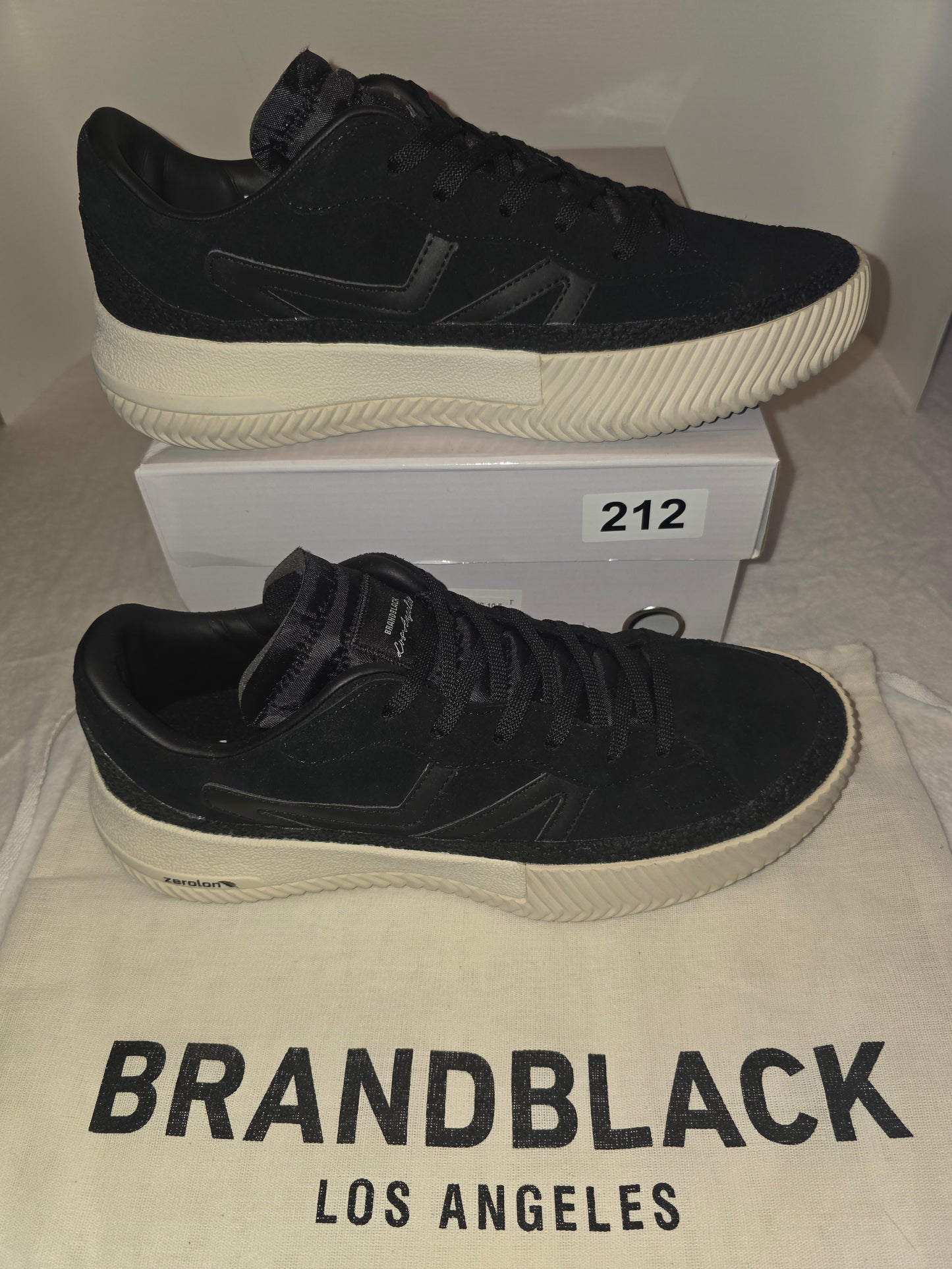 BrandBlack Los Angeles Dowtown ll New with box