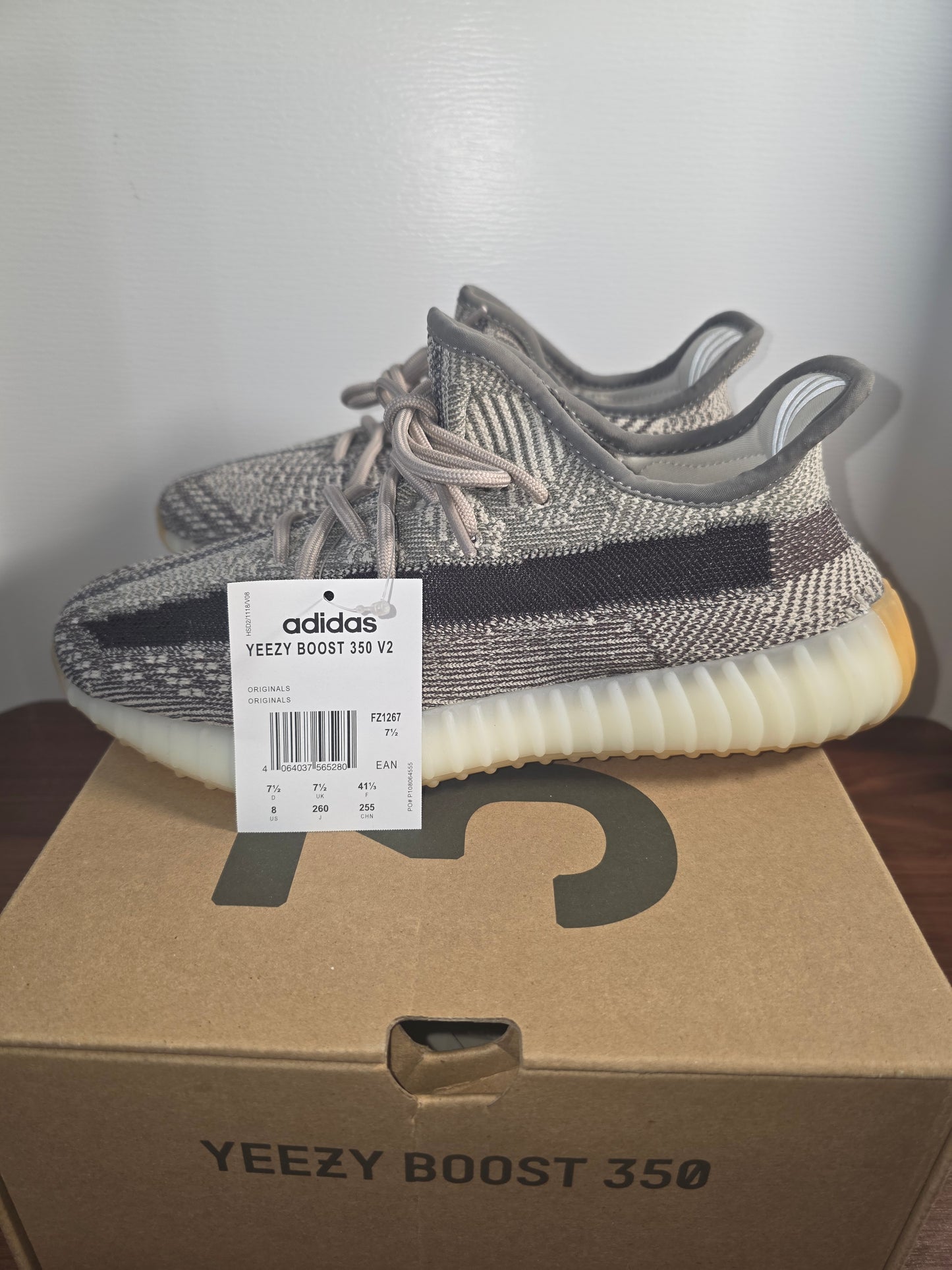 Yeezy Boost 350 V2 (FZ1267) You New with Box