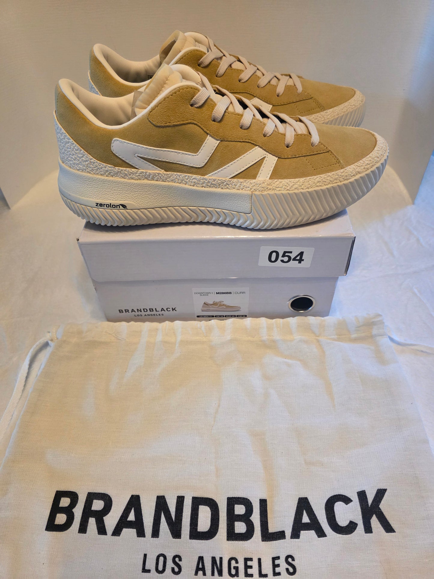 BrandBlack Los Angeles Dowtown ll New with box
