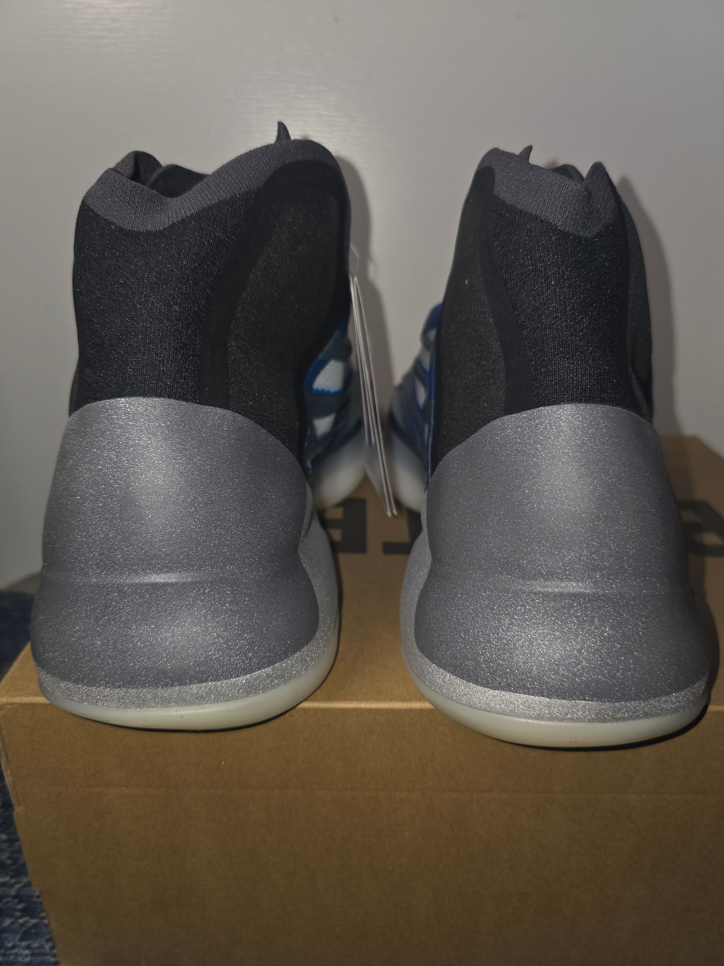Yeezy Basketball (GX5049) FROBLU New With Box Glow in the Dark