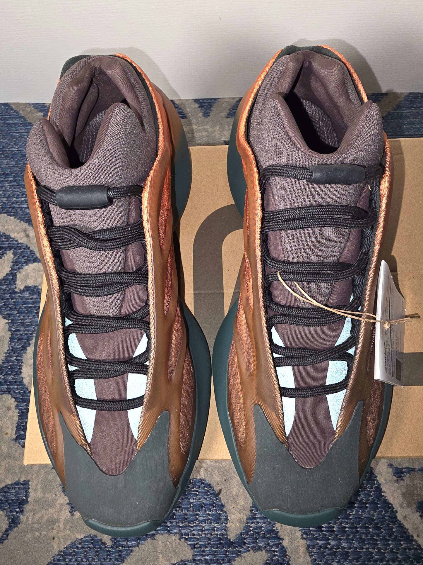 Yeezy 700 V3 copfad New with Box