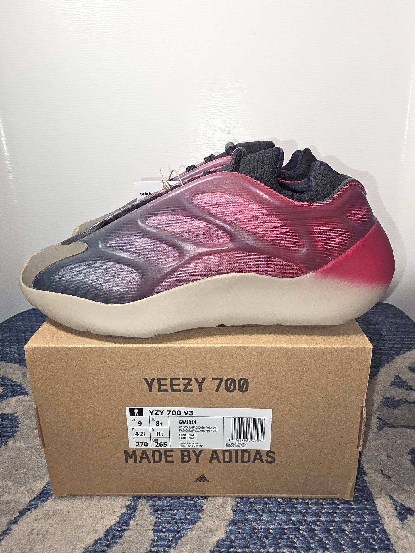 Yeezy 700 V3 (GW1814) FADCAR NEW WITH BOX