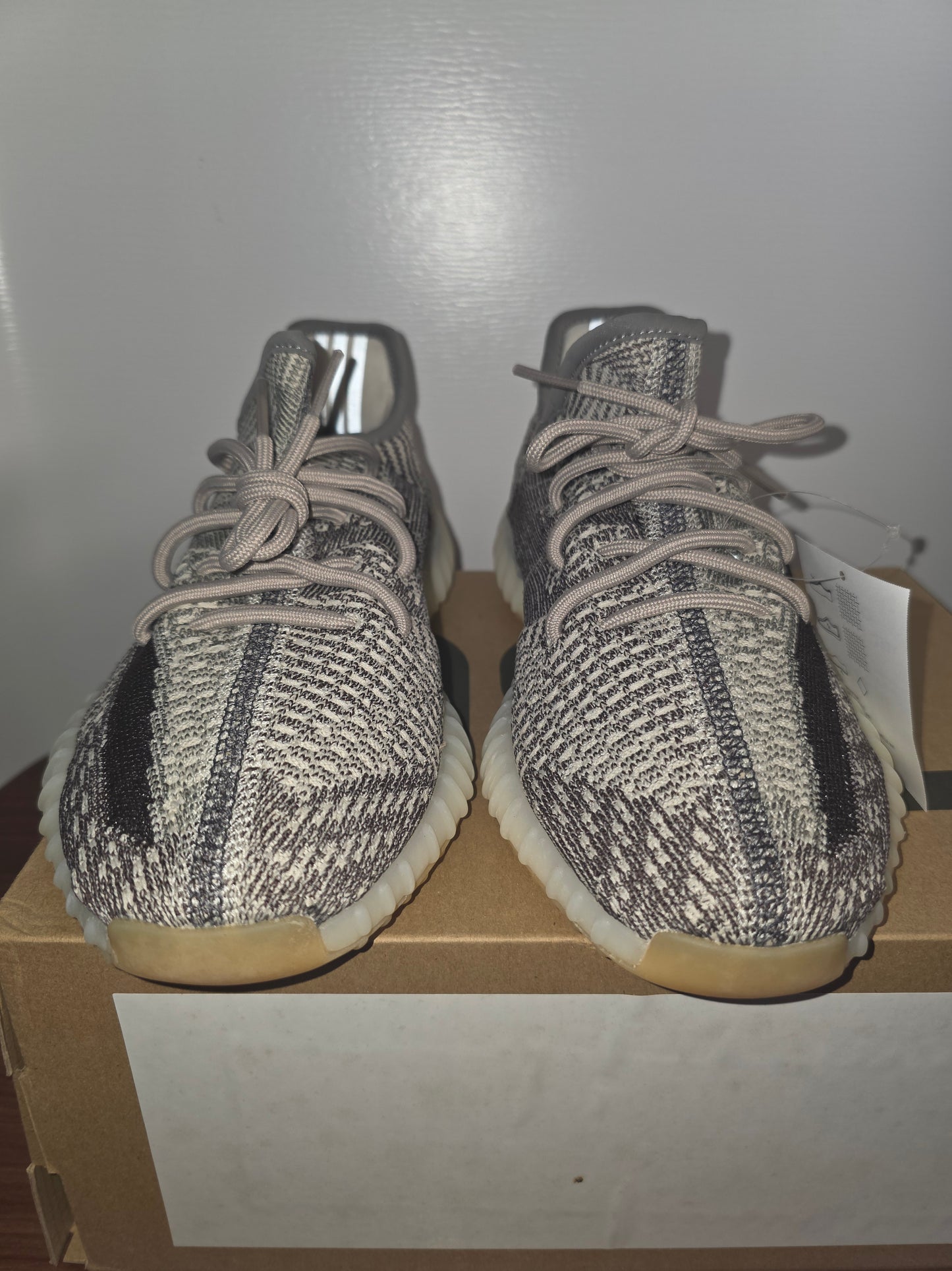 Yeezy Boost 350 V2 (FZ1267) You New with Box