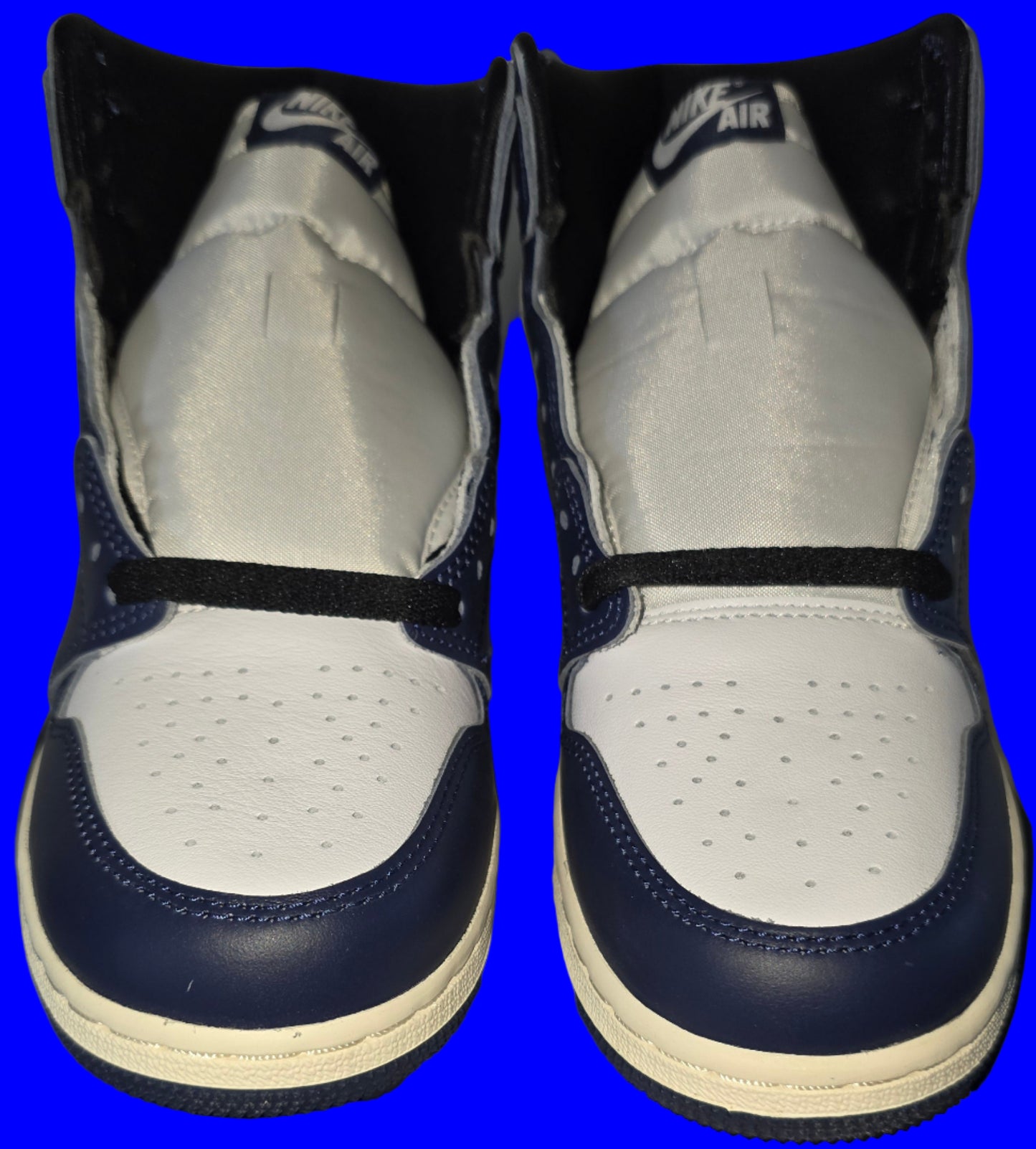 Air Jordan 1 Retro Midnight Navy, Unisex, New with Box