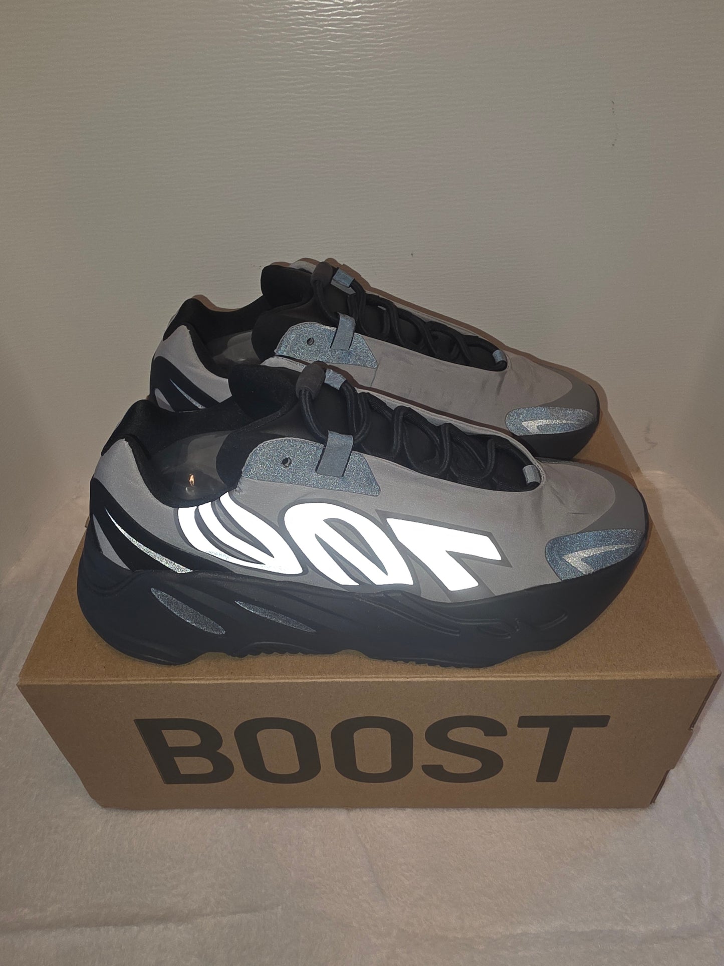 Yeezy 700 MNVN Colorway Metal (GW9524) Unisex New in Box, Slip On