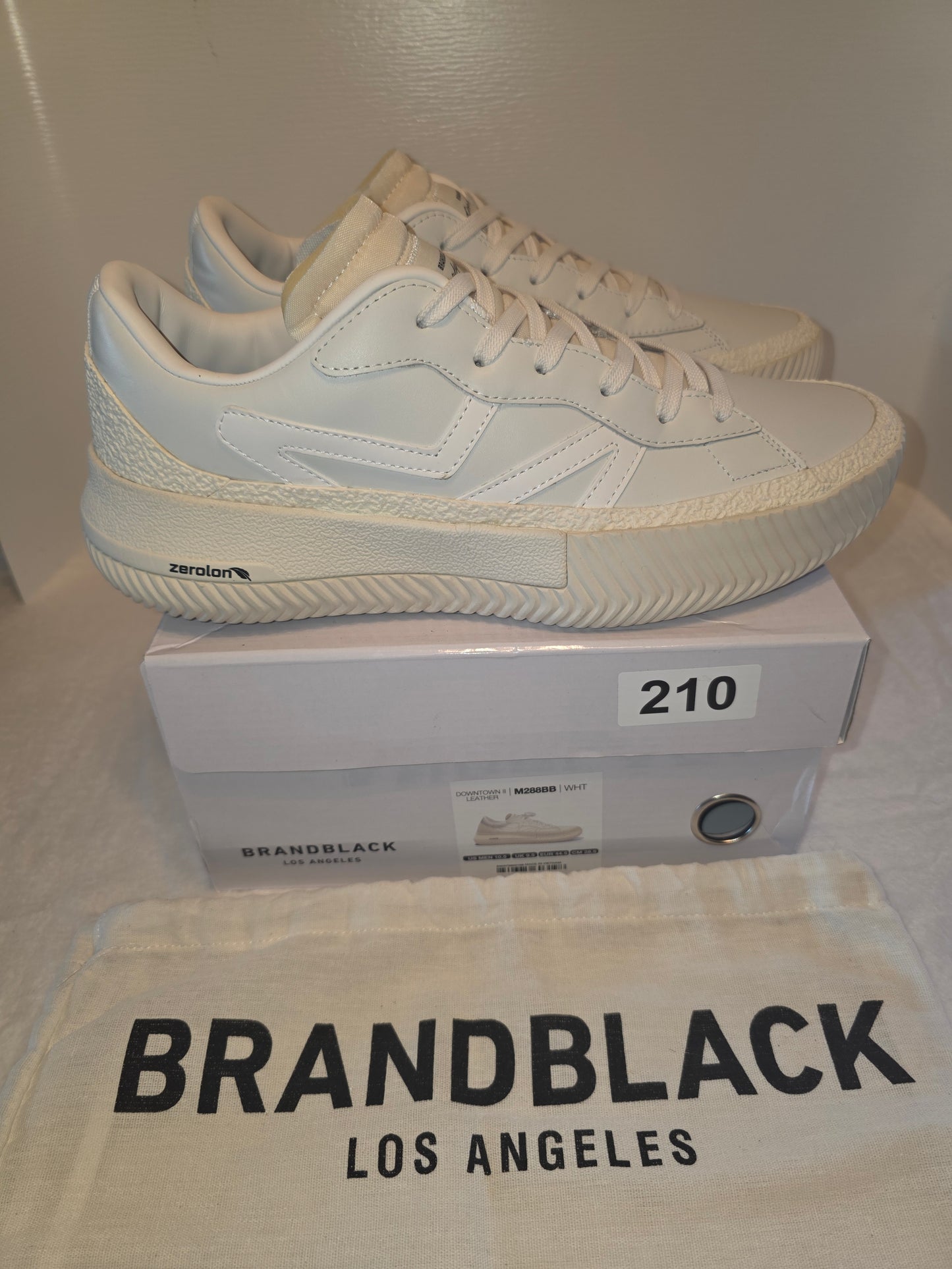 BrandBlack Los Angeles Dowtown ll New with box