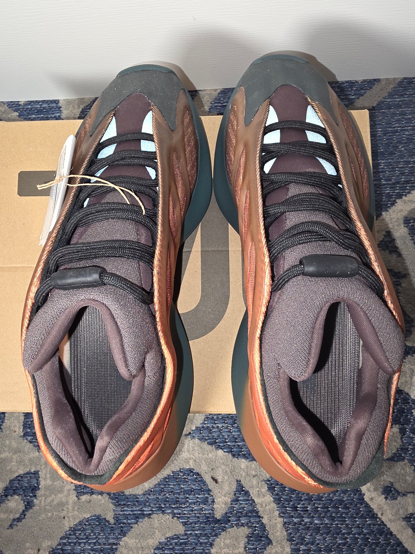 Yeezy 700 V3 copfad New with Box