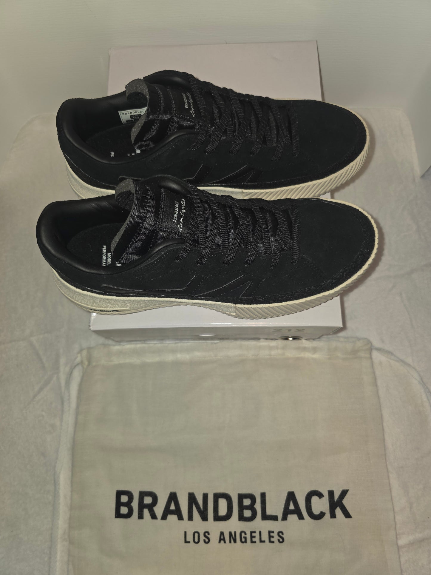 BrandBlack Los Angeles Dowtown ll New with box