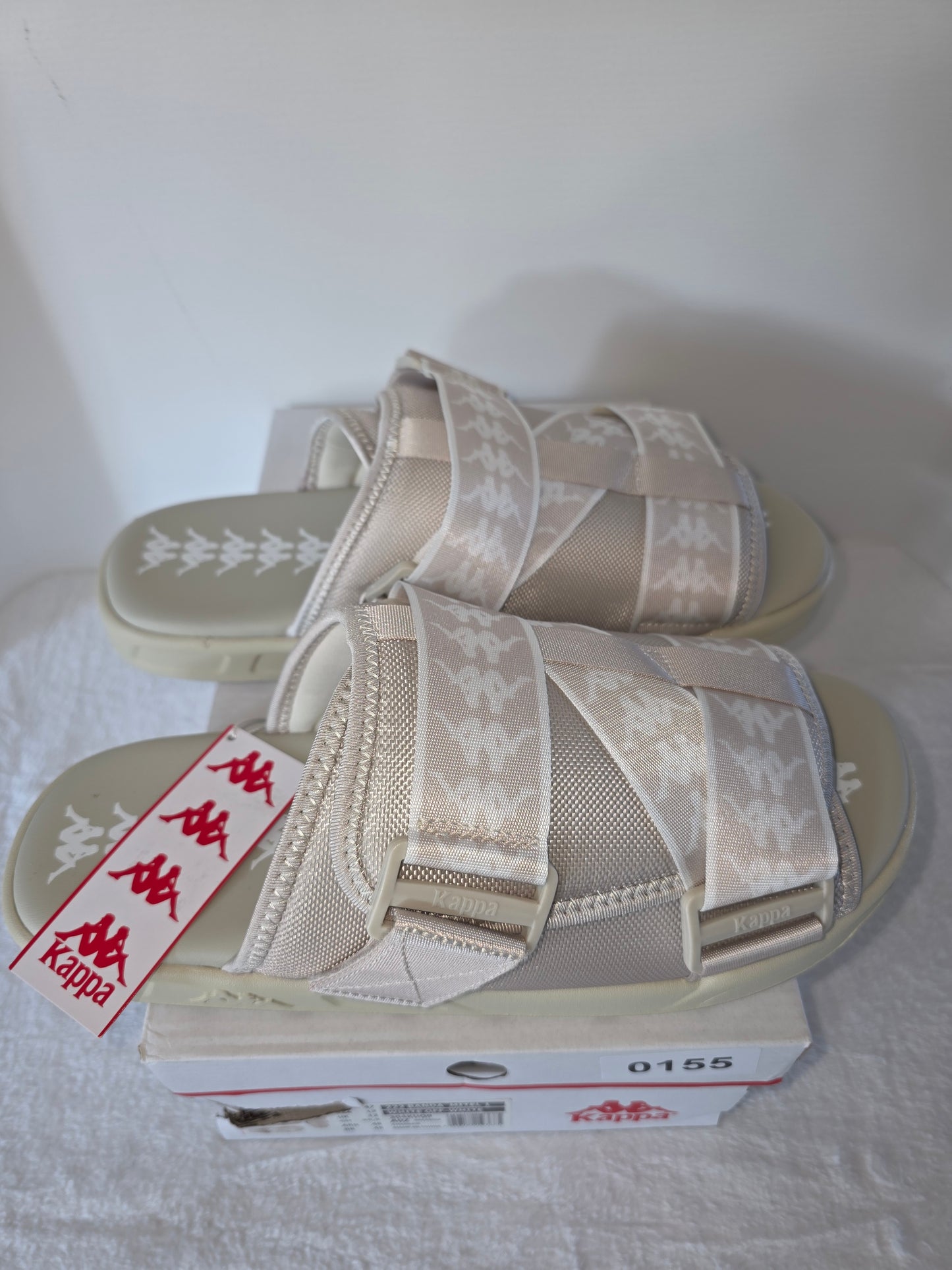 Kappa 222 Banda Mitel 1 Slides New with Box, Unisex