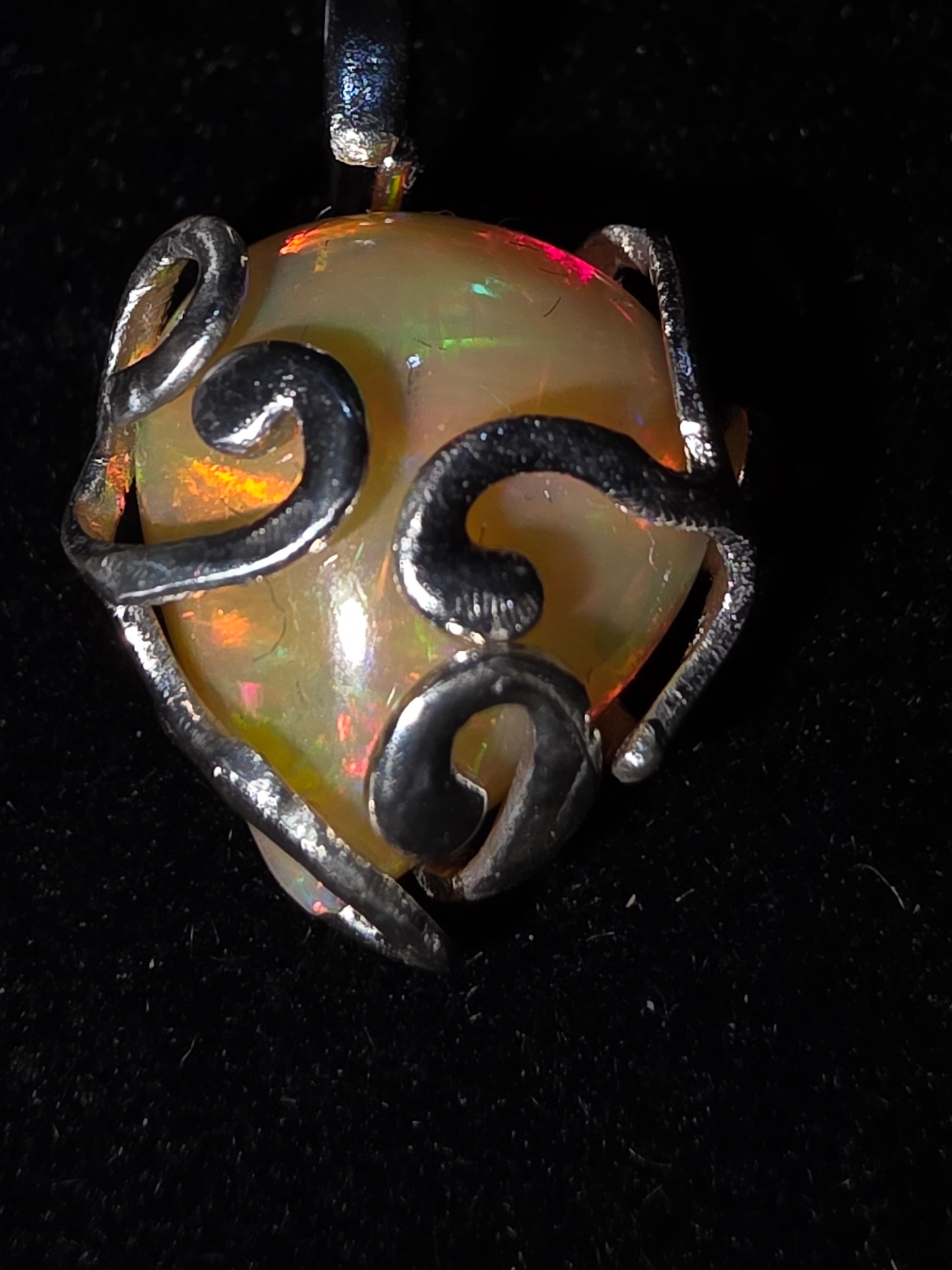 .925 Sterling Silver Necklace 20 inch with 2.26 Ct. Honey opal