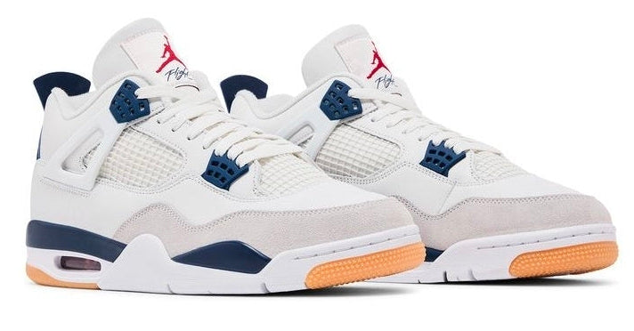 Jordan 4 Retro SB
Navy Mens size 8