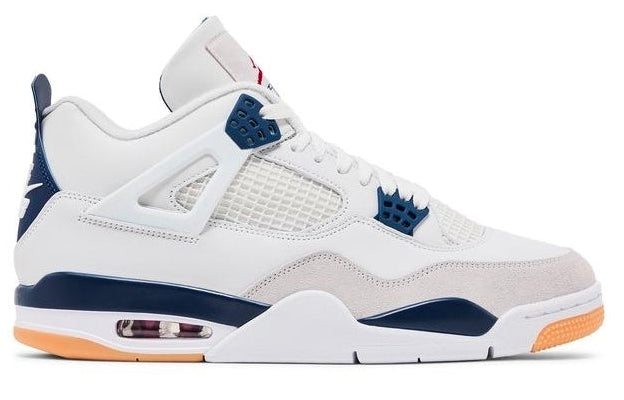 Jordan 4 Retro SB
Navy Mens size 8