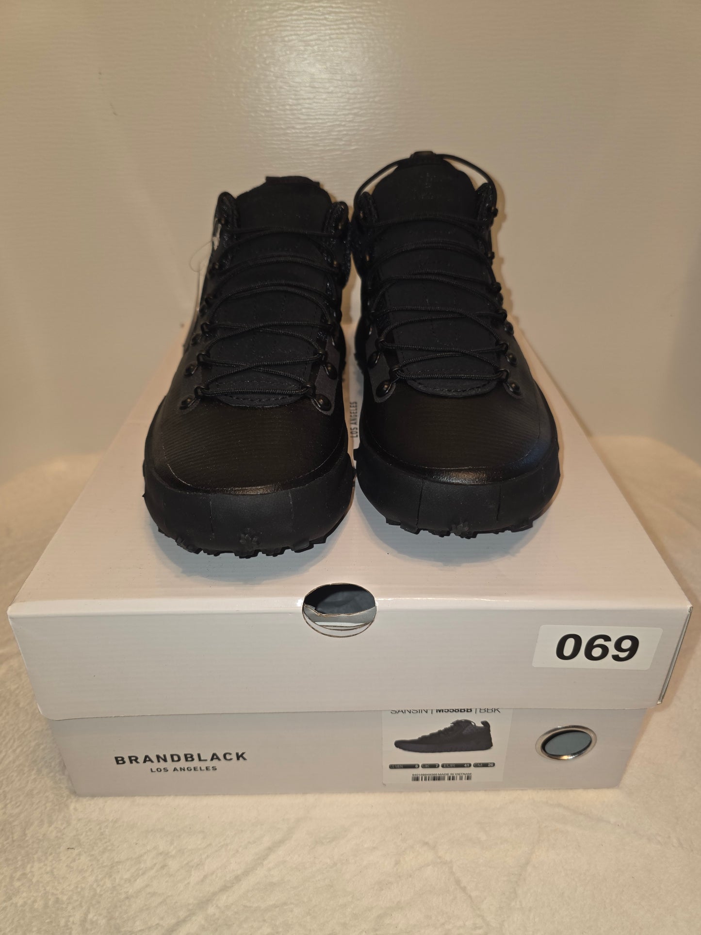 BrandBlack Los Angeles Sansin (M558BB) BBK New with Box Unisex